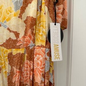 Bliss tank woven jumpsuit - size m - new with tags - cute flower print